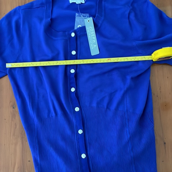 Joseph A button down, long sleeve crewneck sweater - Picture 7 of 7